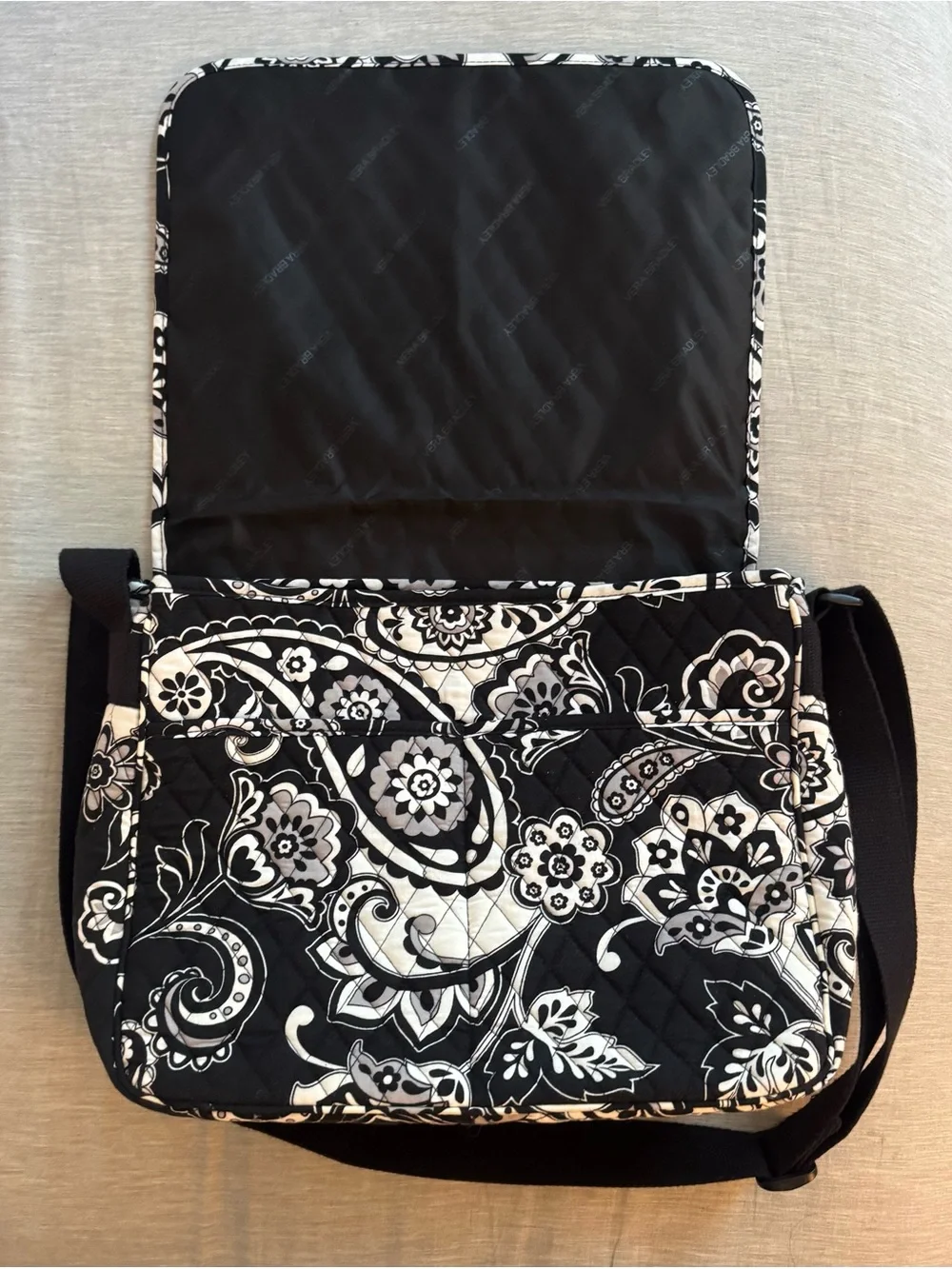 Vera Bradley Black & White Quilted Floral Laptop Crossbody